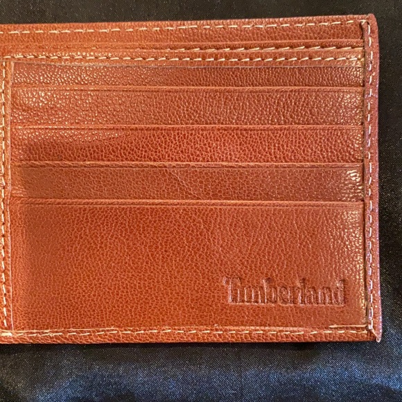 🍾CLOSET CLEAN OUT ACCEPTING ALL REASONABLE OFFERS🍾 - Picture 8 of 13